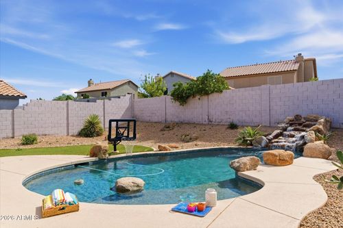 1723 E Blackhawk Dr, Phoenix, AZ, 85024-4318 | Card Image