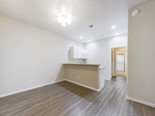 101-2815 Rio Grande St, Austin, TX, 78705-3641 | Card Image