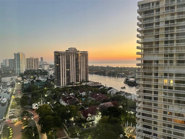 APT-2011 - 19400 Turnberry Way, Condo with 3 bedrooms, 3 bathrooms and null parking in Aventura FL | Image 63