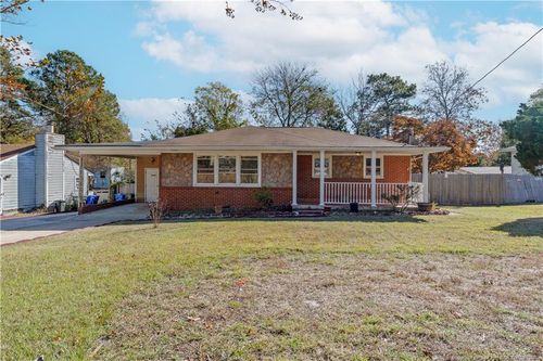 1115 Faison Ave, Fayetteville, NC, 28304-5032 | Card Image