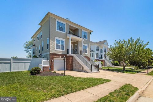 9205 Haines Dr, LORTON, VA, 22079-3249 | Card Image