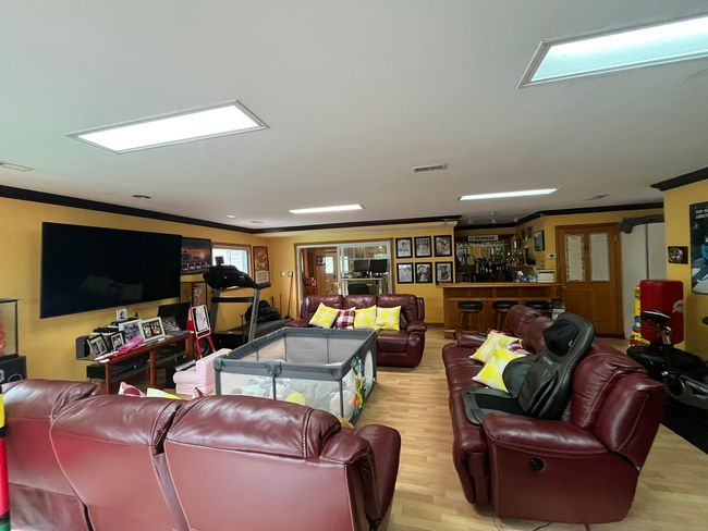 1507 Haise Ln, House other with 4 bedrooms, 3 bathrooms and 2 parking in Elk Grove Village IL | Image 7