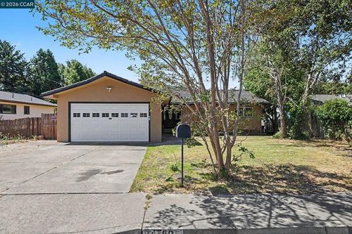 4760 Bruno Rd, El Sobrante, CA, 94803-3202 | Card Image