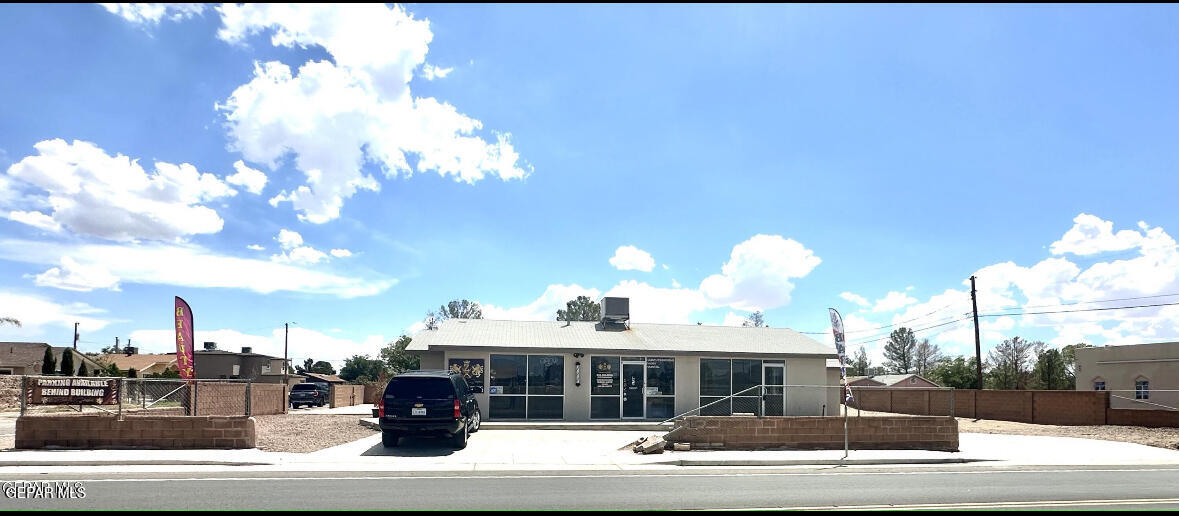 Commercial Sale in Anthony 2