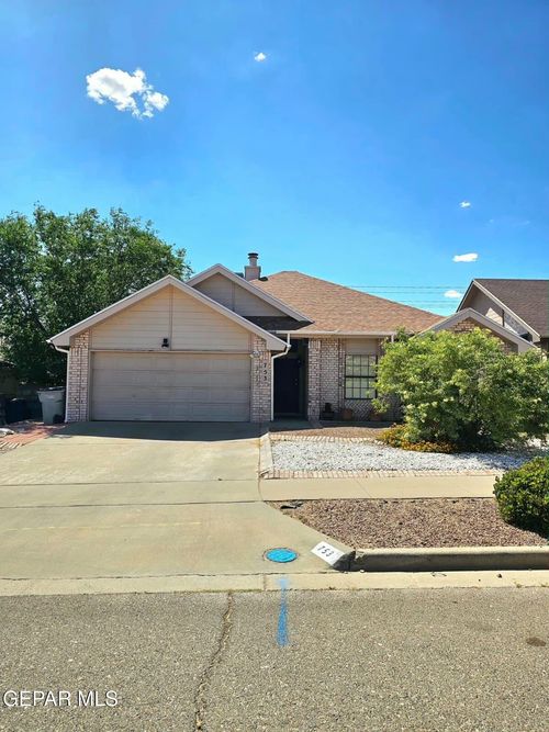 753 Martha Gale Drive, El Paso, TX, 79912 | Card Image