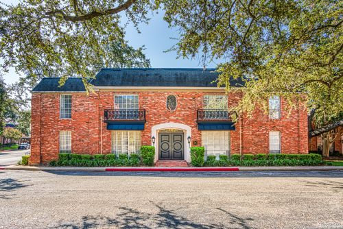 218-7500 Callaghan Rd, San Antonio, TX, 78229-2811 | Card Image