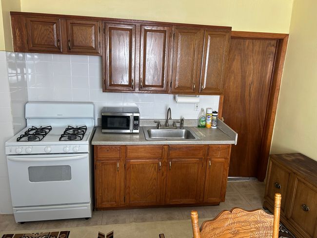 11357 Moran St, House other with 4 bedrooms, 2 bathrooms and null parking in Hamtramck MI | Image 6