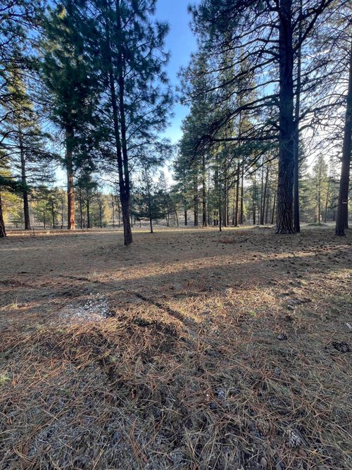 4-and-5-5 Southside Expy, Klamath Falls, OR, 97603 | Card Image