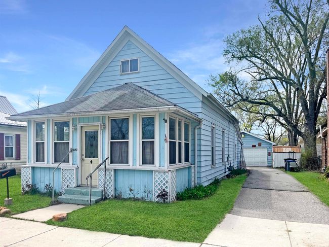 1057 Cone St, House other with 2 bedrooms, 1 bathrooms and null parking in Elkhart IN | Image 4