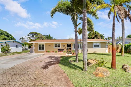 19049 Se Robert Dr, Jupiter, FL, 33469-1654 | Card Image