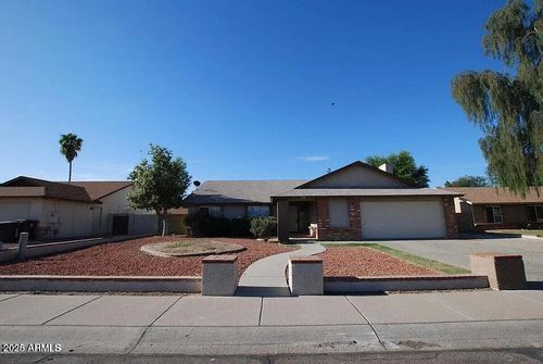 8119 W Corrine Dr, Peoria, AZ, 85381-9037 | Card Image