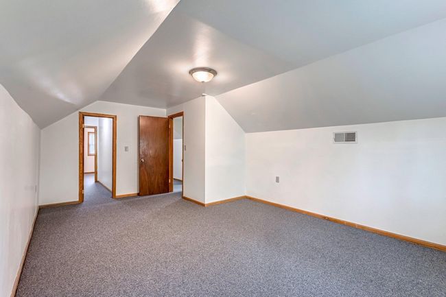9335 W County Line Rd, House other with 5 bedrooms, 3 bathrooms and null parking in Milwaukee WI | Image 19