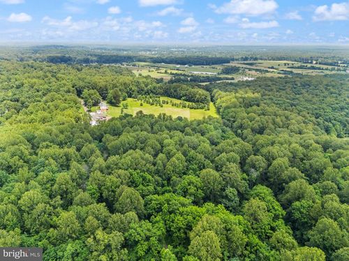 7511 Elmores Ln, WARRENTON, VA, 20187-4526 | Card Image