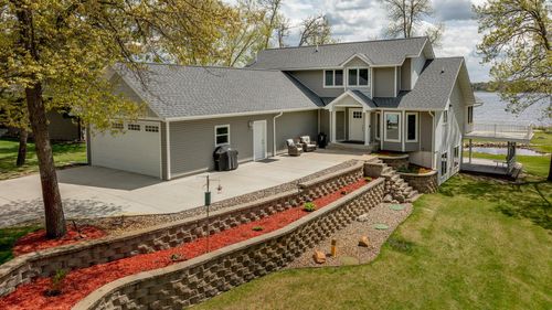 21765 Hidden View Ln, Nisswa, MN, 56468-7520 | Card Image