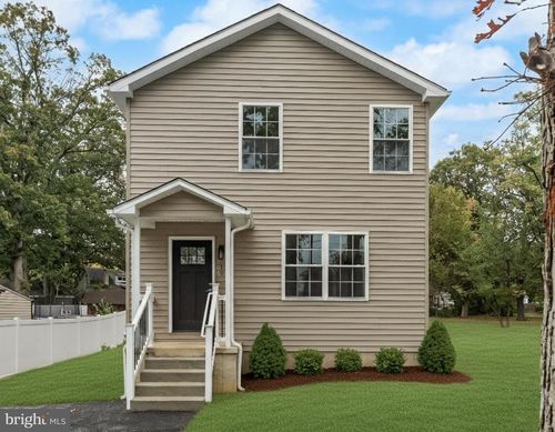 19 E 2nd Ave, PINE HILL, NJ, 08021-6201 | Card Image