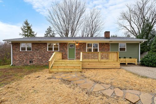 224 Lake St, Livingston, TN, 38570-6192 | Card Image