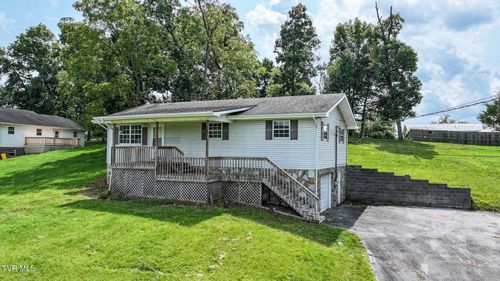 143 Trails End Ln, Greeneville, TN, 37743-3194 | Card Image