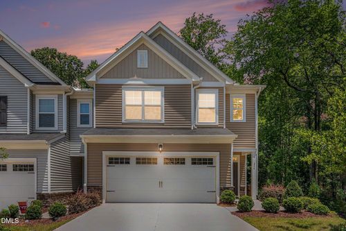 24-204 Hiking Hill Ln, Garner, NC, 27529-3580 | Card Image