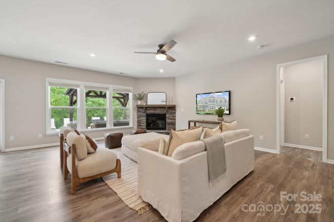 1082 Dorsey Dr, House other with 4 bedrooms, 4 bathrooms and null parking in Fort Mill SC | Image 12