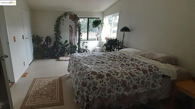 136 Castle Ct, Home with 2 bedrooms, 2 bathrooms and 2 parking in Fortuna CA | Image 8