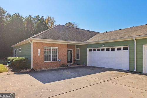 1502 Commonwealth Cir, Newnan, GA, 30263-7814 | Card Image