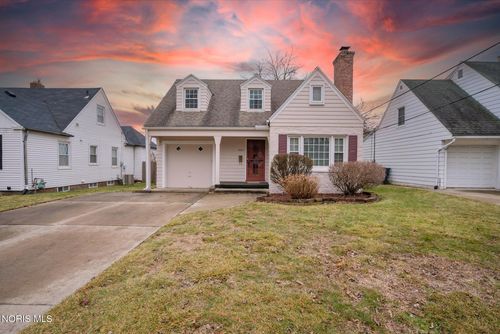 2207 Marlow Rd, Toledo, OH, 43613-5163 | Card Image