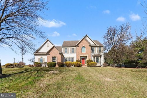 1440 Chadwyck Ln, Manheim, PA, 17545-8684 | Card Image
