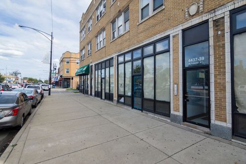 sf-4439 Fullerton Ave, CHICAGO, IL, 60639-3986 | Card Image