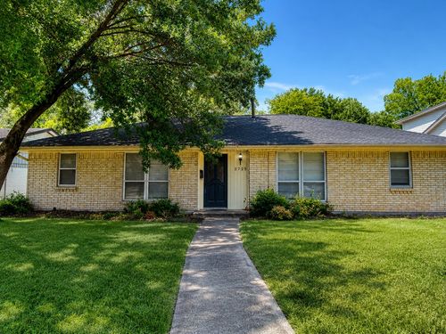 2725 Mark Dr, Mesquite, TX, 75150-5140 | Card Image