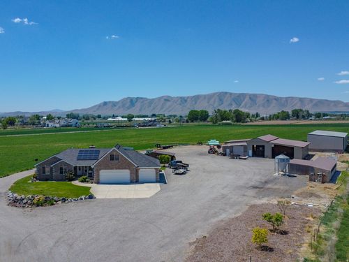 5918 S River Ln, Spanish Fork, UT, 84660-5582 | Card Image