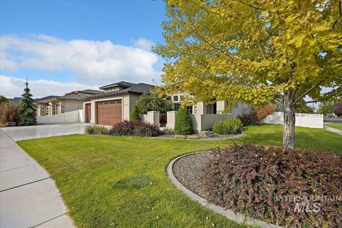 795 Sun Peak Way, Twin Falls, ID, 83301-8976 | Card Image