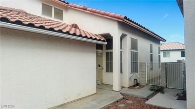 4418 Willowhill Court, House other with 5 bedrooms, 2 bathrooms and null parking in Las Vegas NV | Image 2