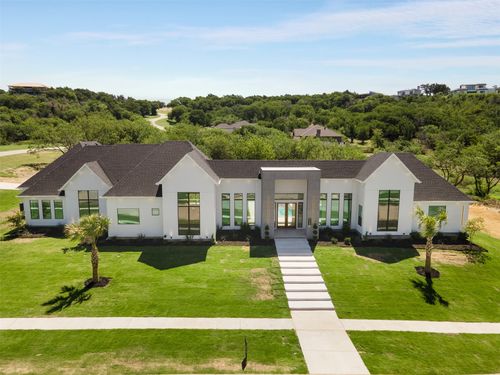 2542 Town View Dr, Cedar Hill, TX, 75104-1031 | Card Image