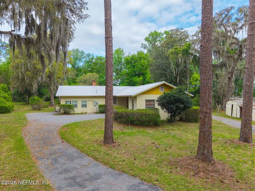 202 Saint Johns Dr, PALATKA, FL, 32177-7334 | Card Image