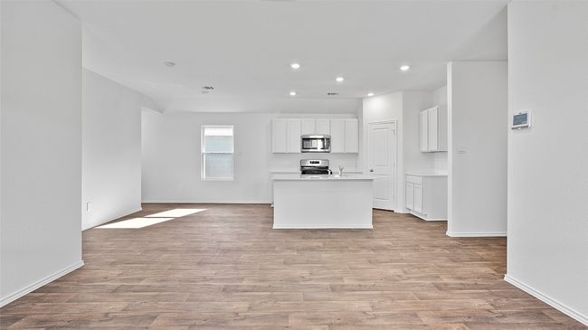 169 Celosia Loop, House other with 4 bedrooms, 2 bathrooms and 1 parking in Uhland TX | Image 10
