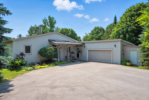 1131 Brock Rd, Uxbridge, ON, L9P1R4 | Card Image