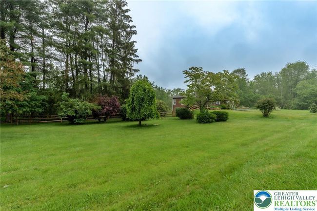 Large Fenced in Backyard | Image 11