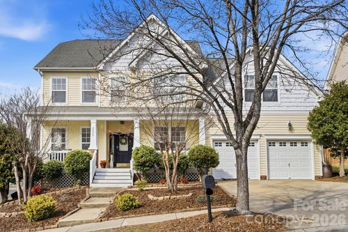 2535 Oakboro Ln, Charlotte, NC, 28214-6900 | Card Image