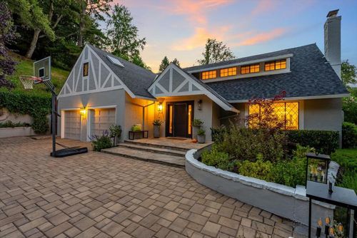 220 Robin Rd, Hillsborough, CA, 94010-6634 | Card Image