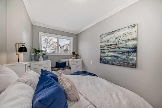 8021 24 Street Se, Home with 2 bedrooms, 1 bathrooms and 4 parking in Calgary AB | Image 25