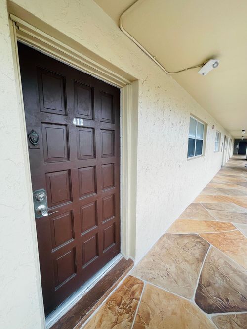 412-6300 S Falls Cir Drive, Lauderhill, FL, 33319 | Card Image