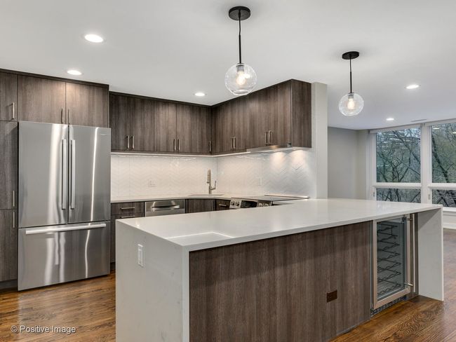 APT-4 - 1241 Dearborn St, Condo with 3 bedrooms, 2 bathrooms and 1 parking in Chicago IL | Image 7