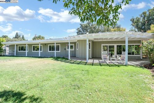 323 El Pintado Heights Dr, Danville, CA, 94526-1412 | Card Image