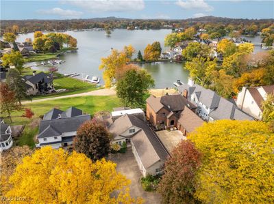 Aerial view with a water view | Image 3