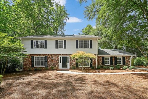 4696 Devonshire Rd, Dunwoody, GA, 30338-5614 | Card Image