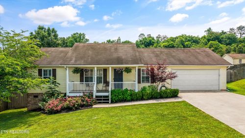 2806 Diane Gayle Dr, Knoxville, TN, 37924-1420 | Card Image