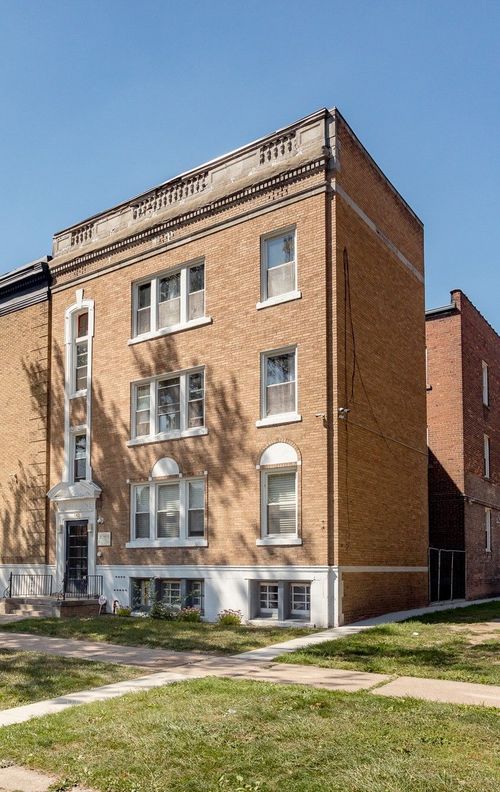 apt-c2-150 Glynn Ct, Detroit, MI, 48202-1448 | Card Image