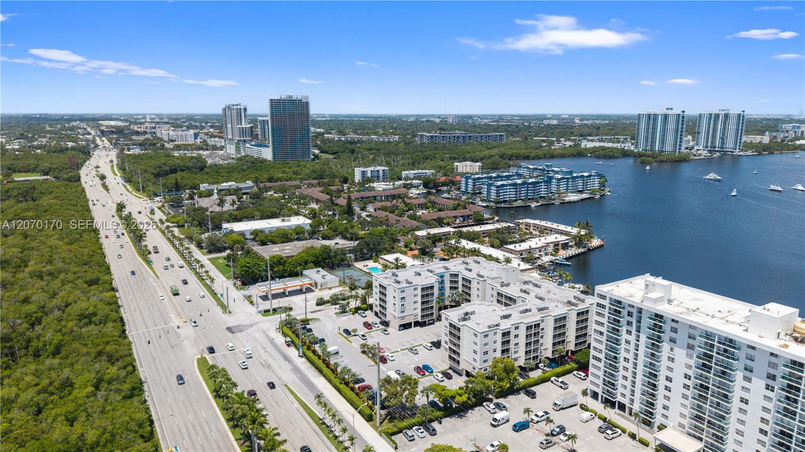 Residential in North Miami Beach 5