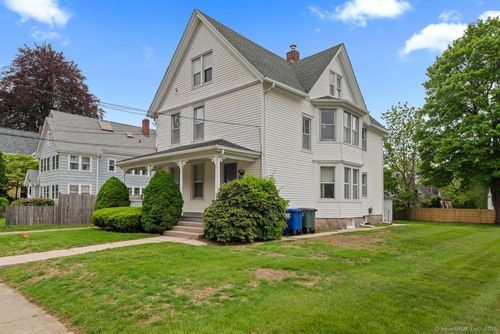 12 William St, Pawcatuck, CT, 06379-8117 | Card Image