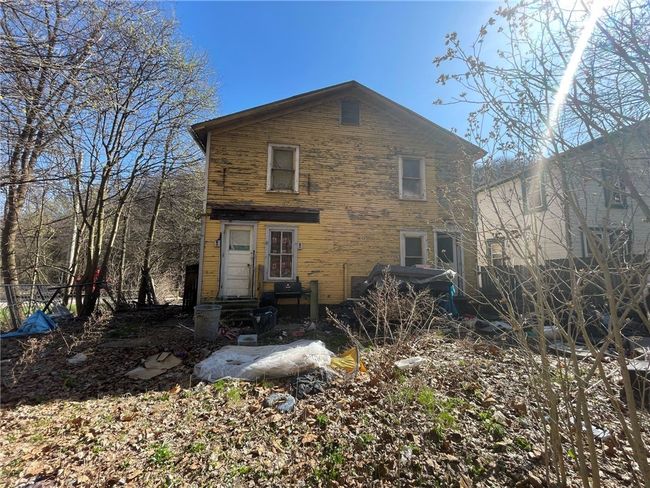 142 Baker St, Condo with 3 bedrooms, 1 bathrooms and null parking in Aliquippa PA | Image 11
